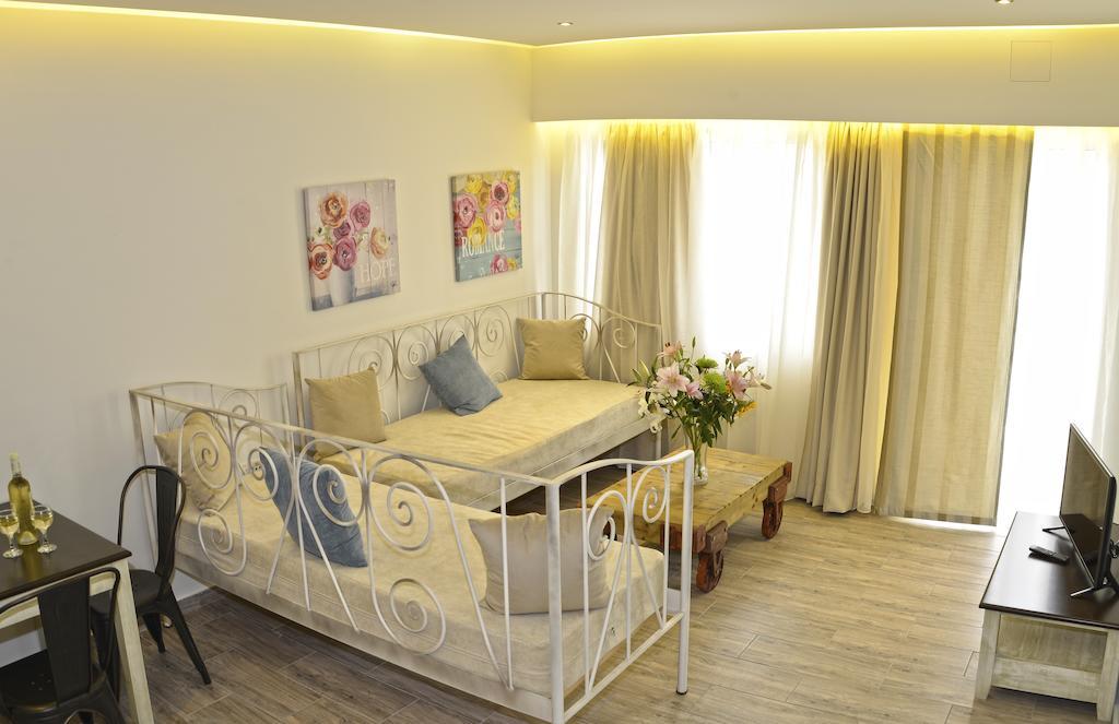 Princess Irini Sea Front Aparthotel Rethymno Exterior foto